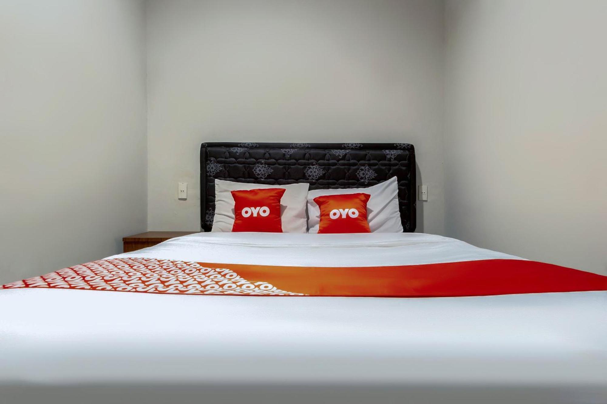 Super Oyo 2345 Homestay Jaya Μεντάν Εξωτερικό φωτογραφία