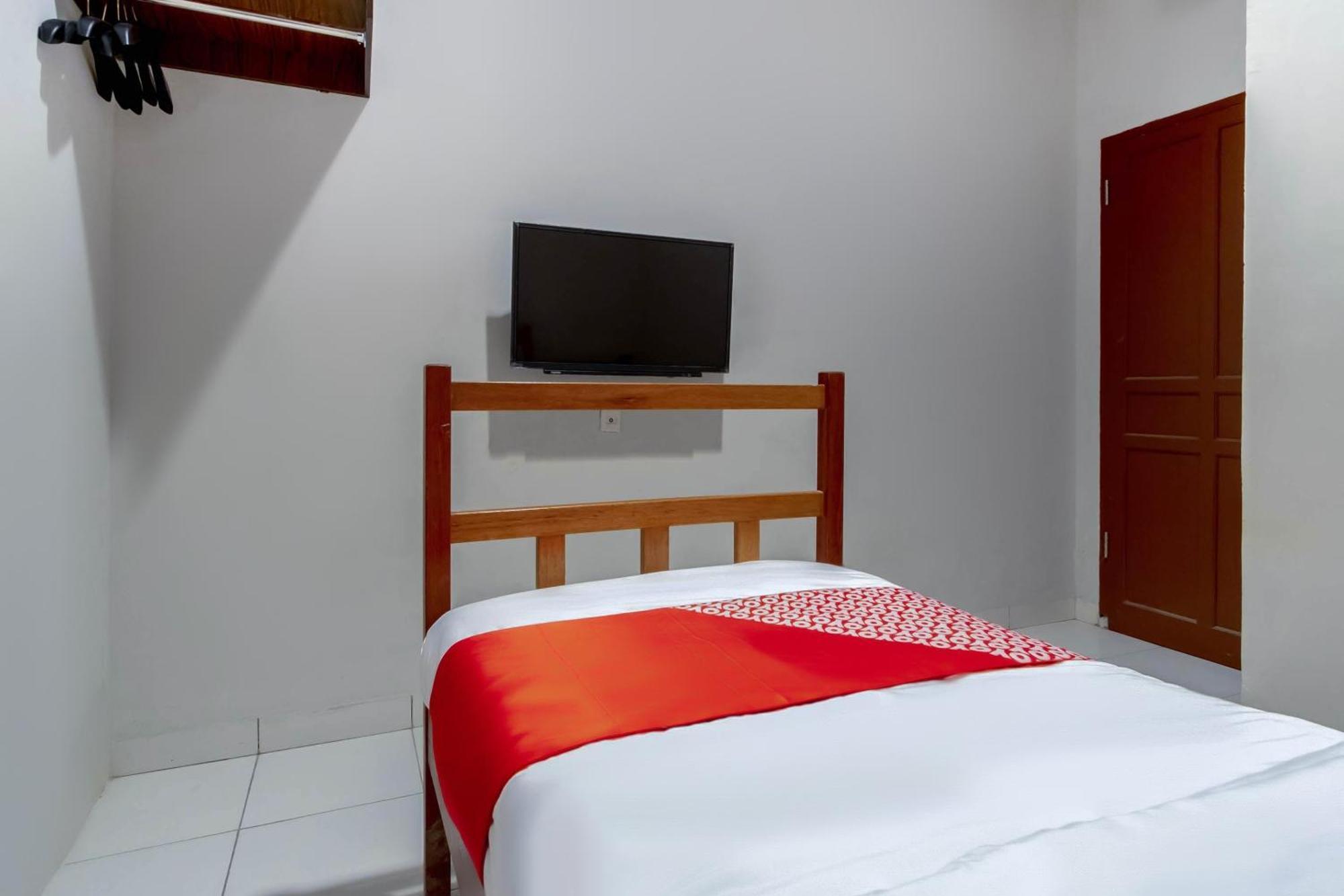 Super Oyo 2345 Homestay Jaya Μεντάν Εξωτερικό φωτογραφία