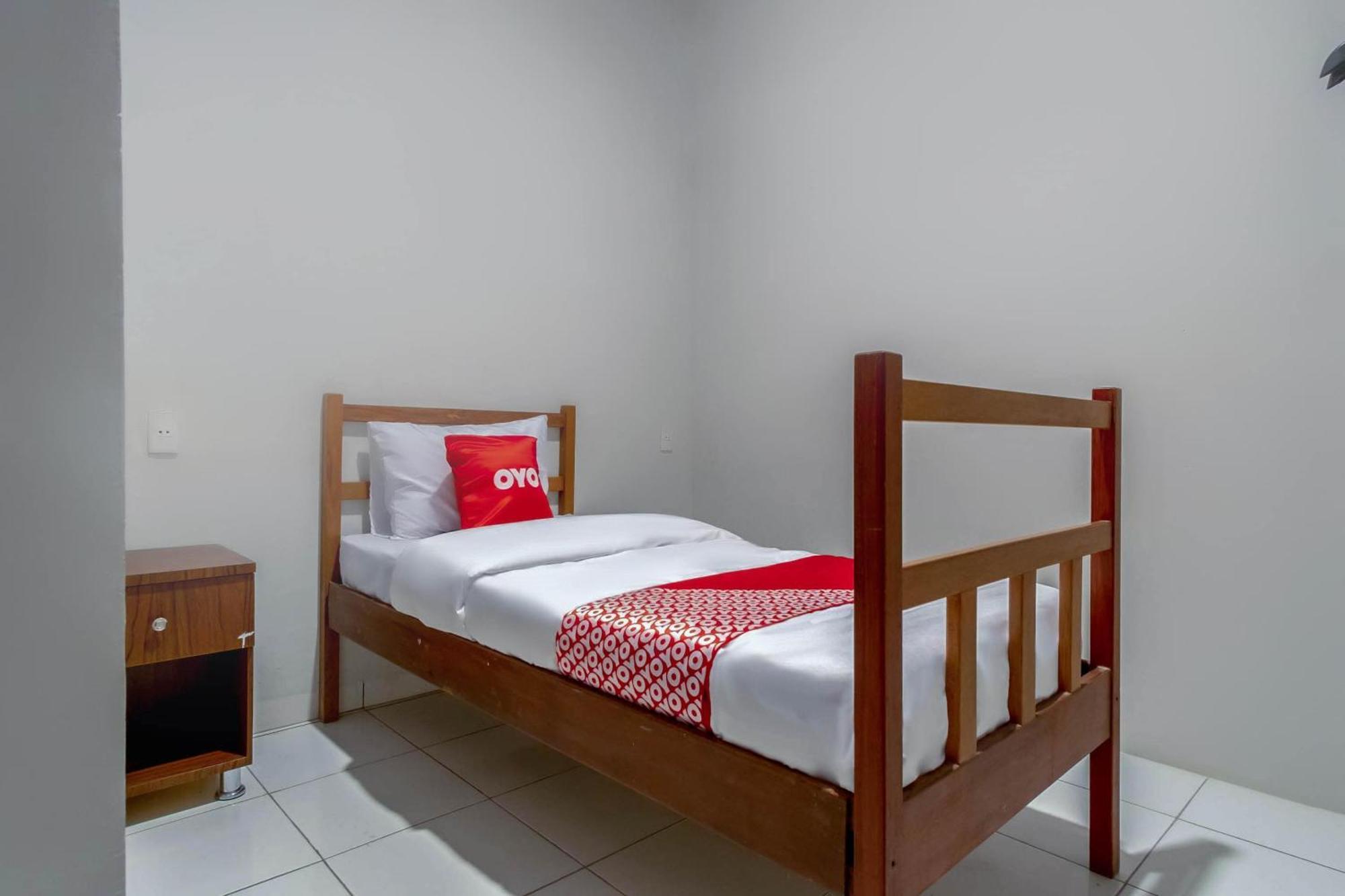 Super Oyo 2345 Homestay Jaya Μεντάν Εξωτερικό φωτογραφία