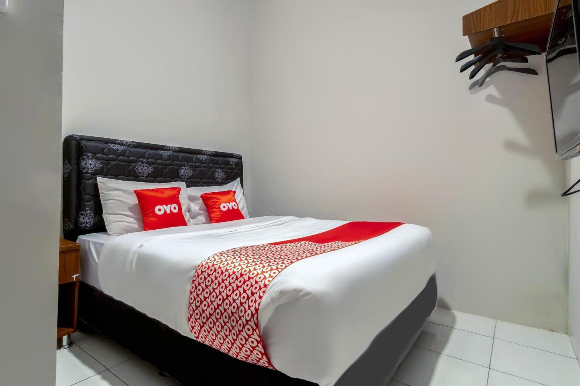 Super Oyo 2345 Homestay Jaya Μεντάν Εξωτερικό φωτογραφία